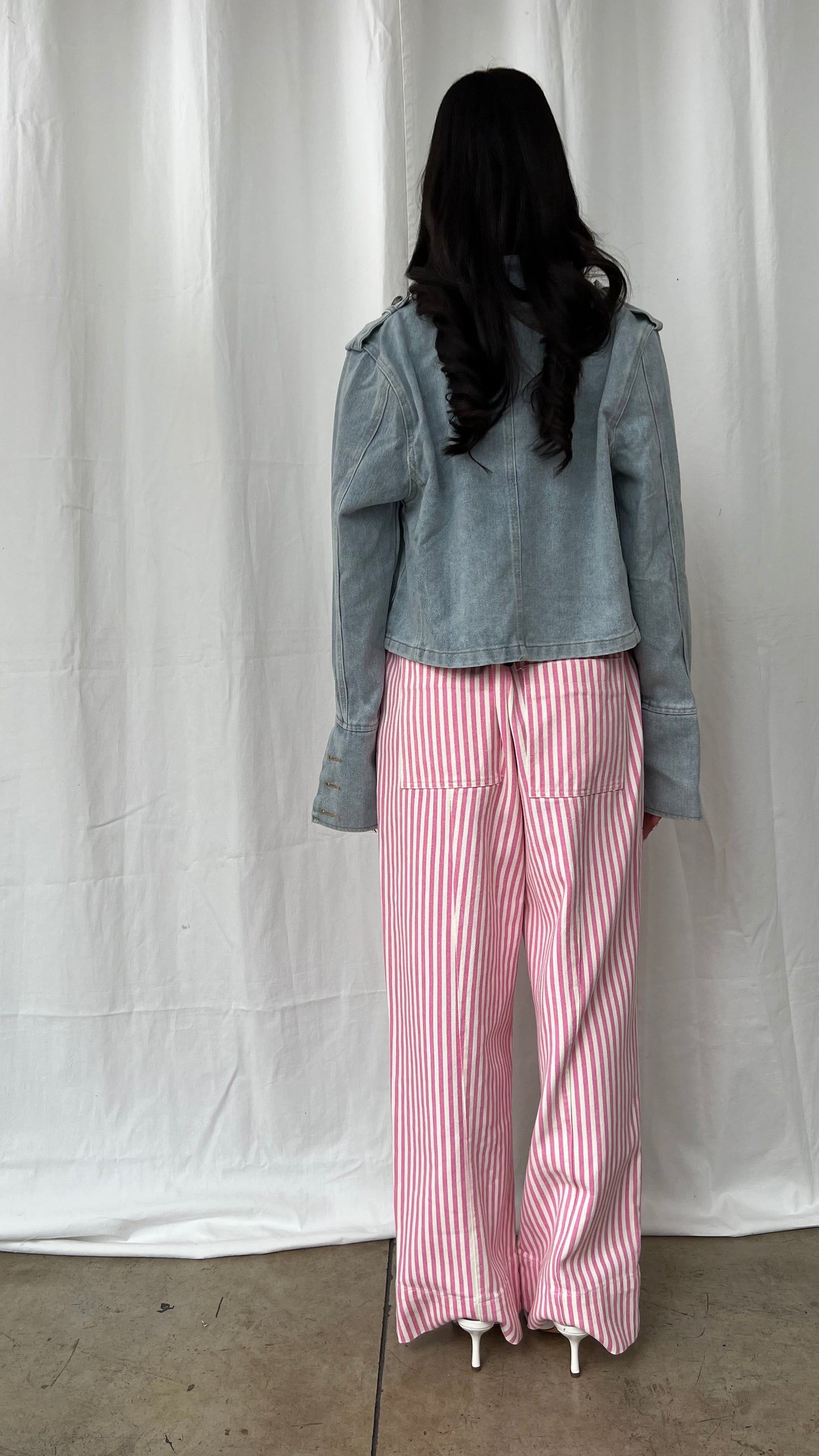 Pantalón líneas rosa