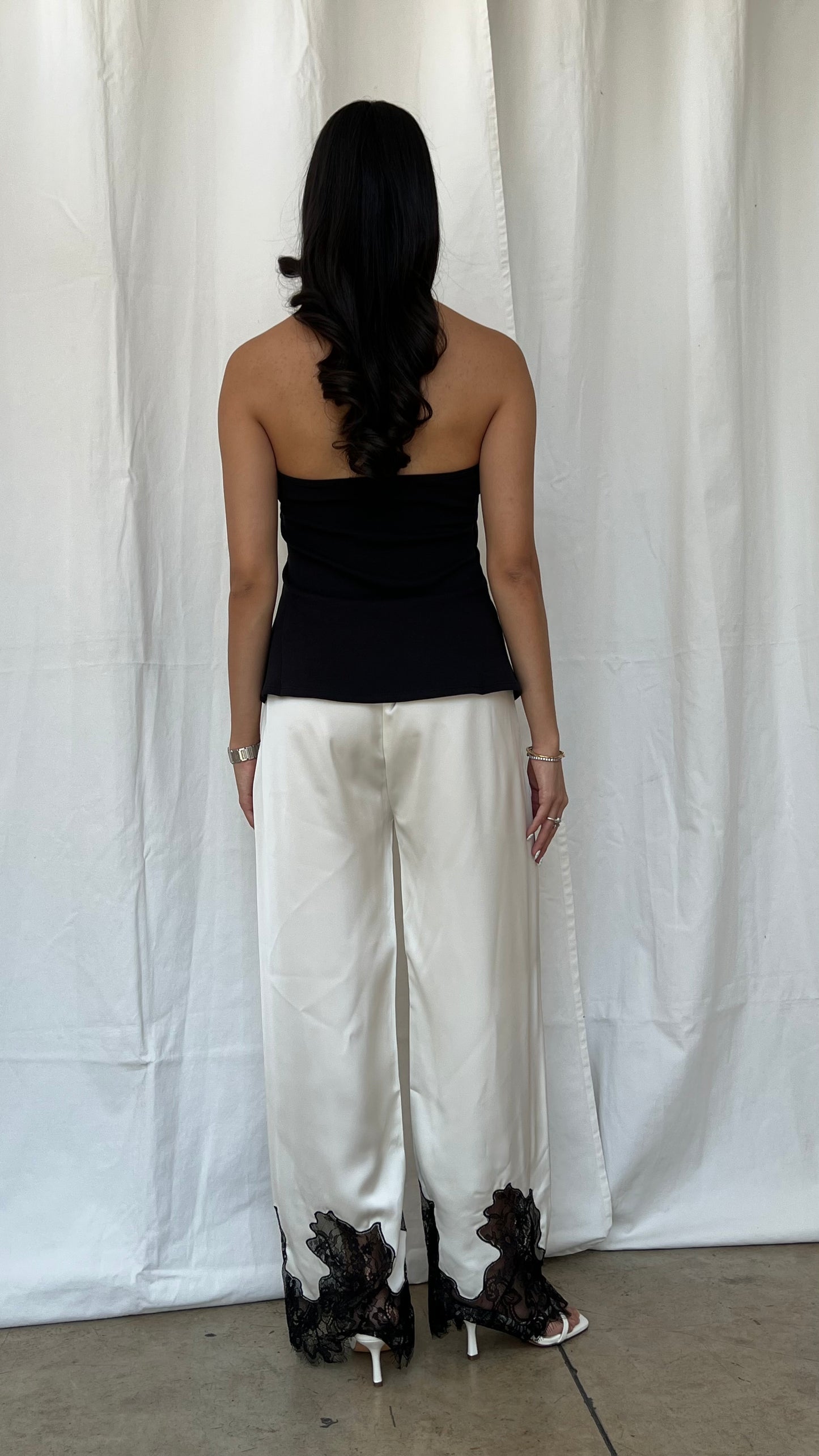 Pantalon beige encaje