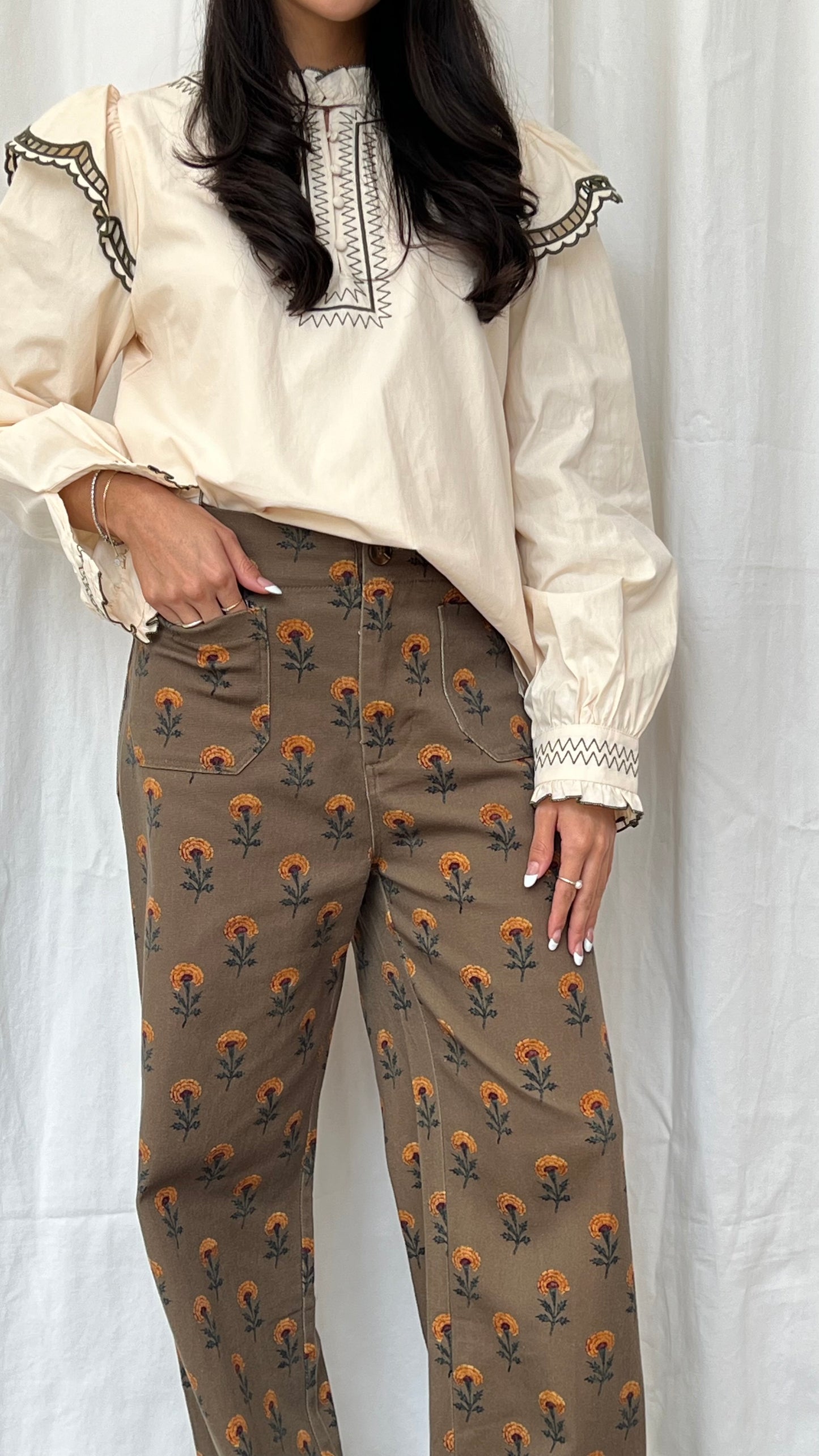 Pantalón floral olivo