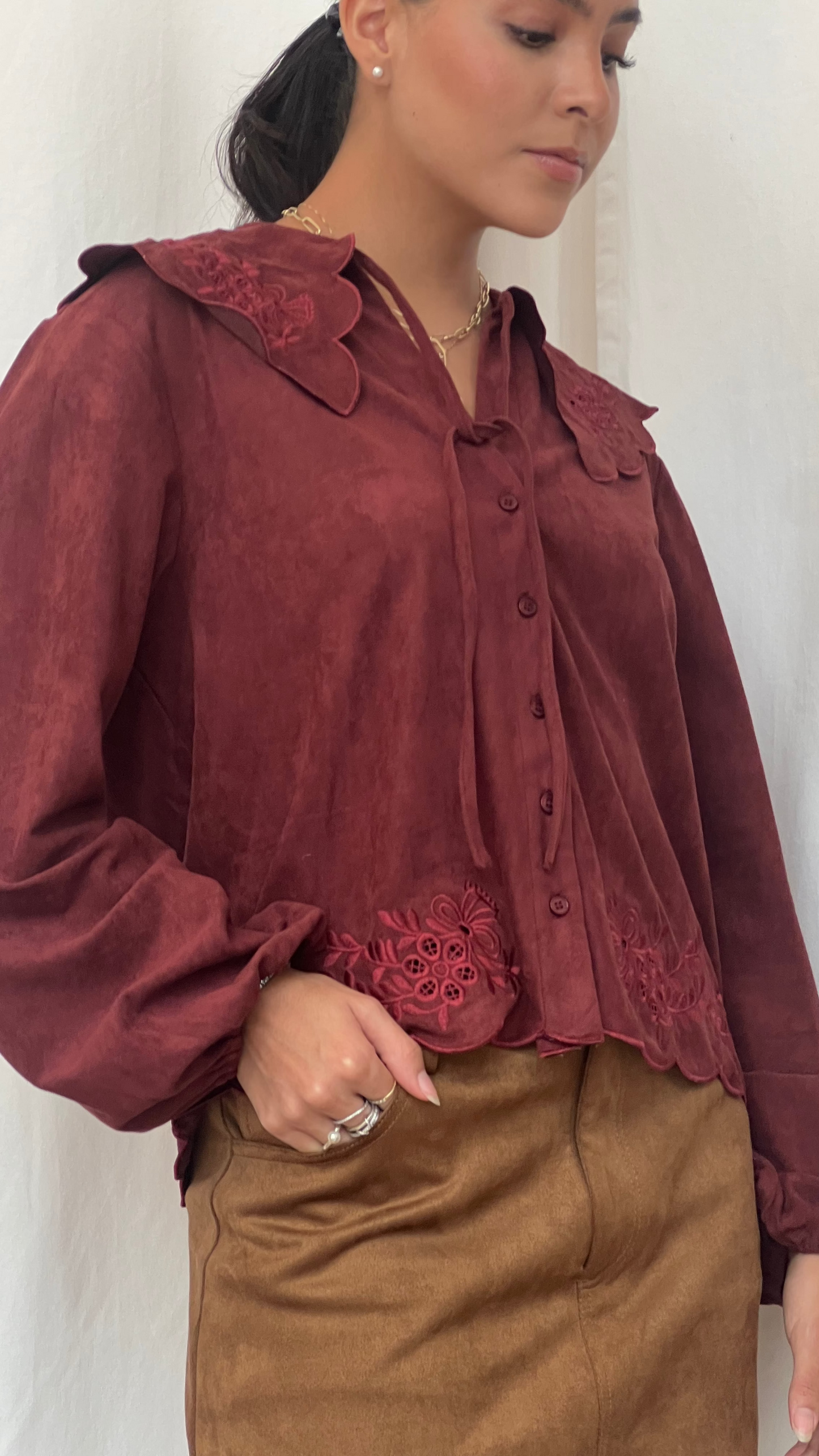 Blusa gamuza burgandy