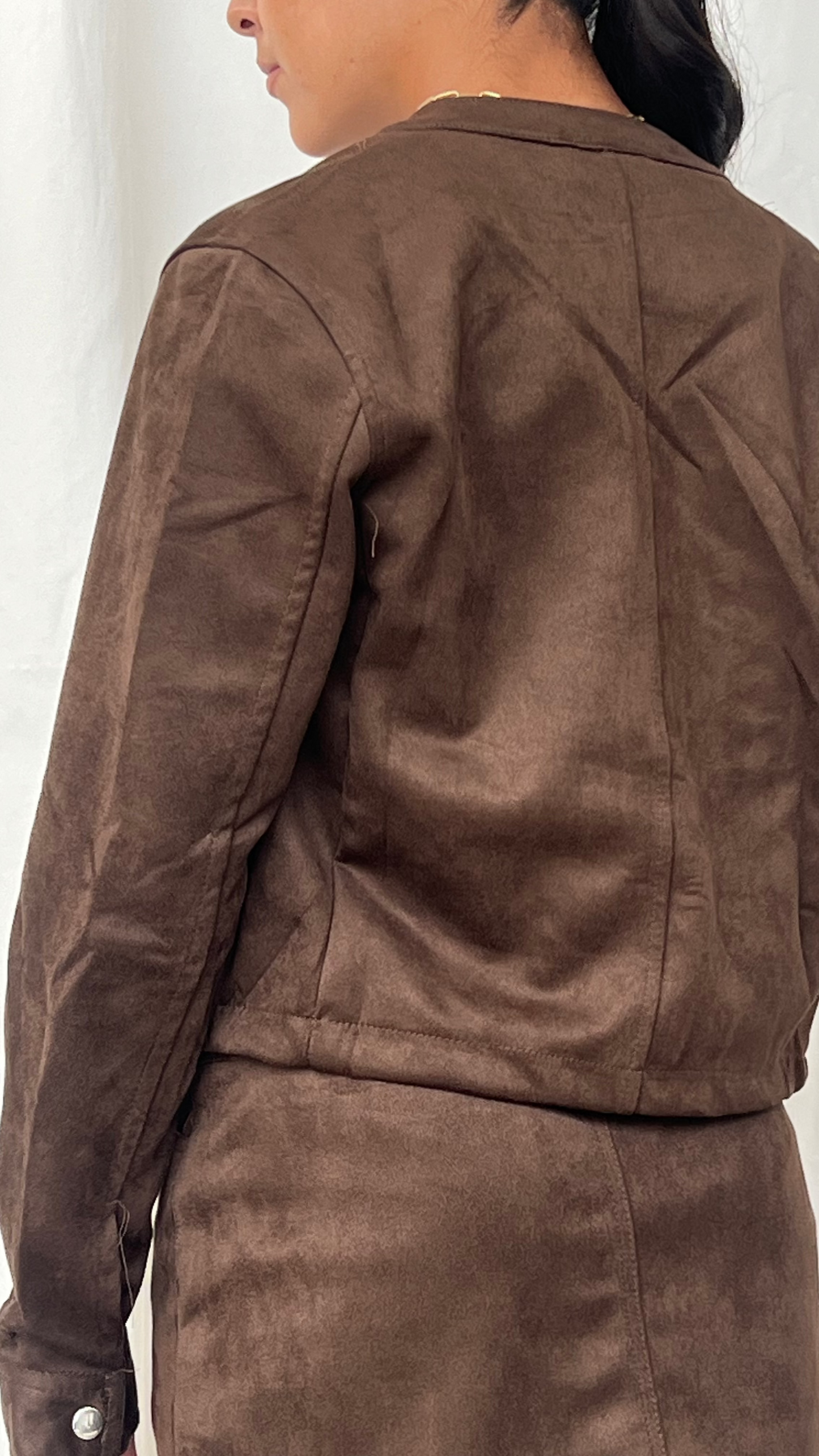 Chaqueta tipo gamuza cafe