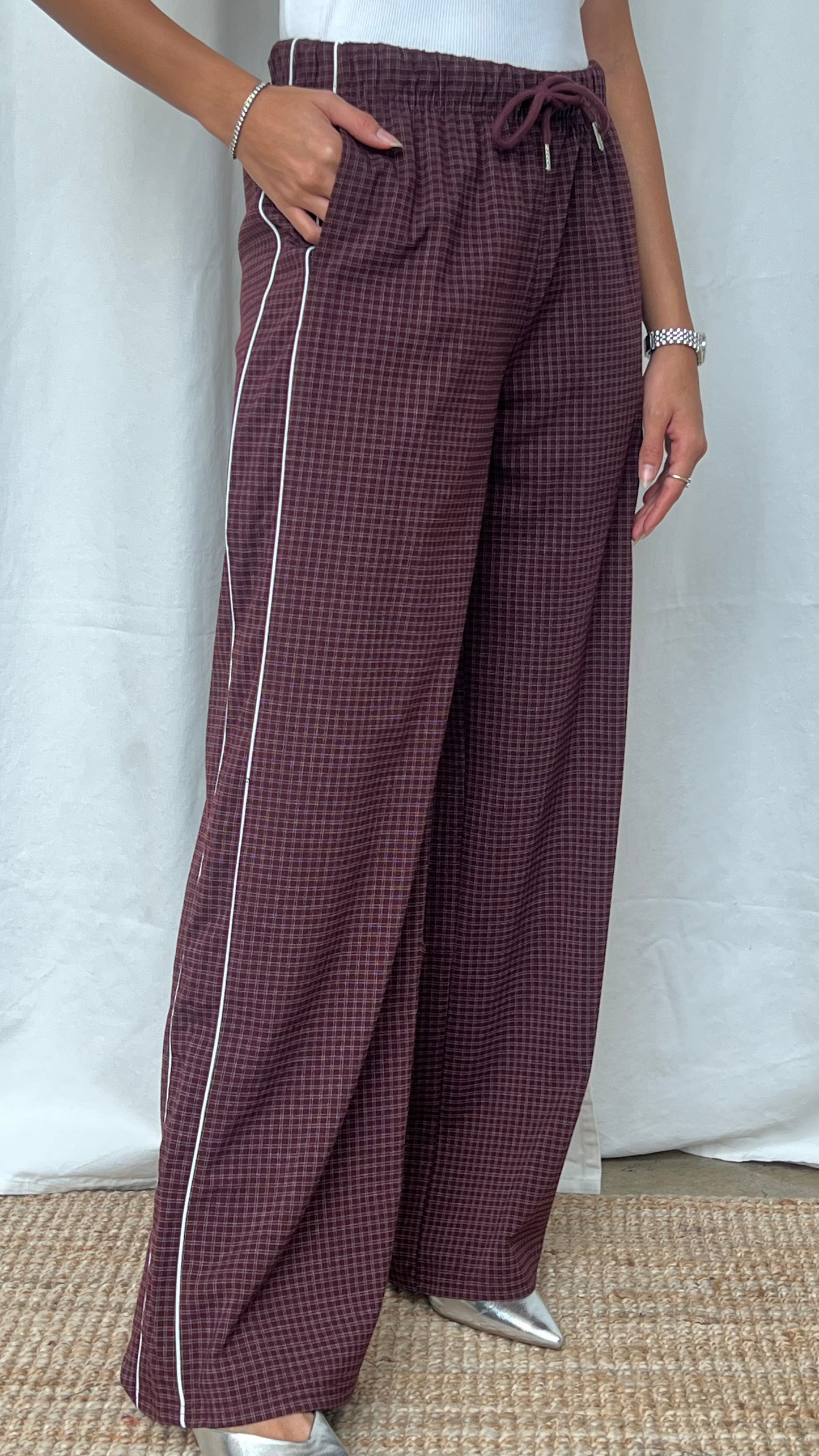 Pantalón a rayas burgandy