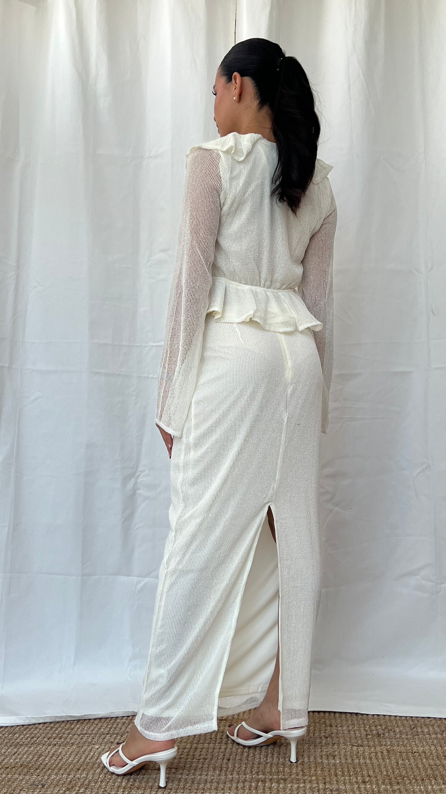 Falda midi tejida ivory