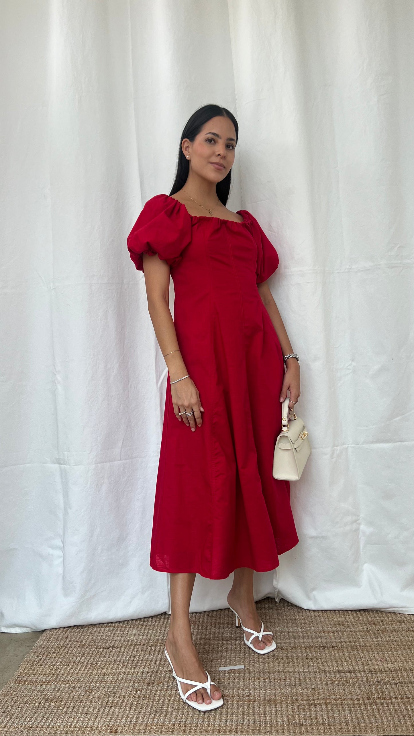 Vestido con manga globo en rojo