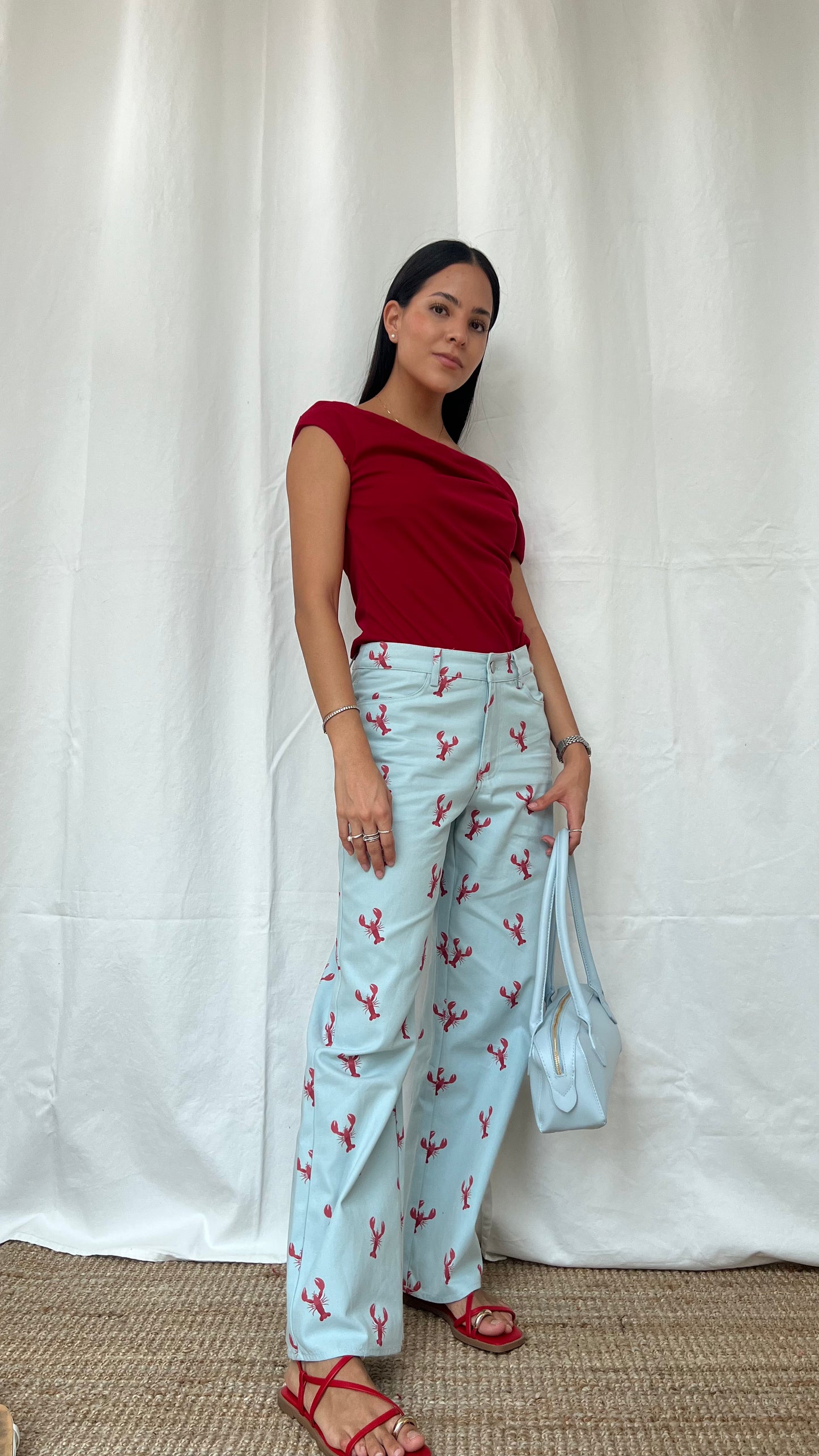 Jeans baby blue con estampado de langostas