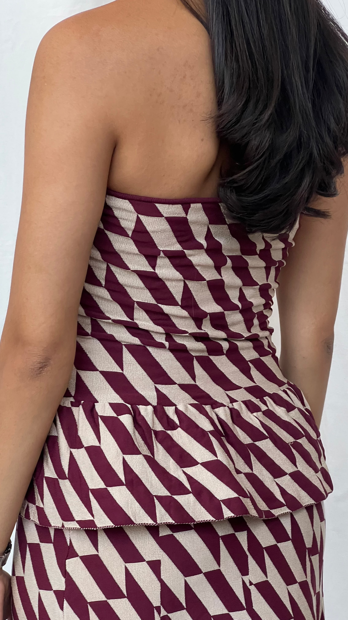 Top strapless estampado geométrico red
