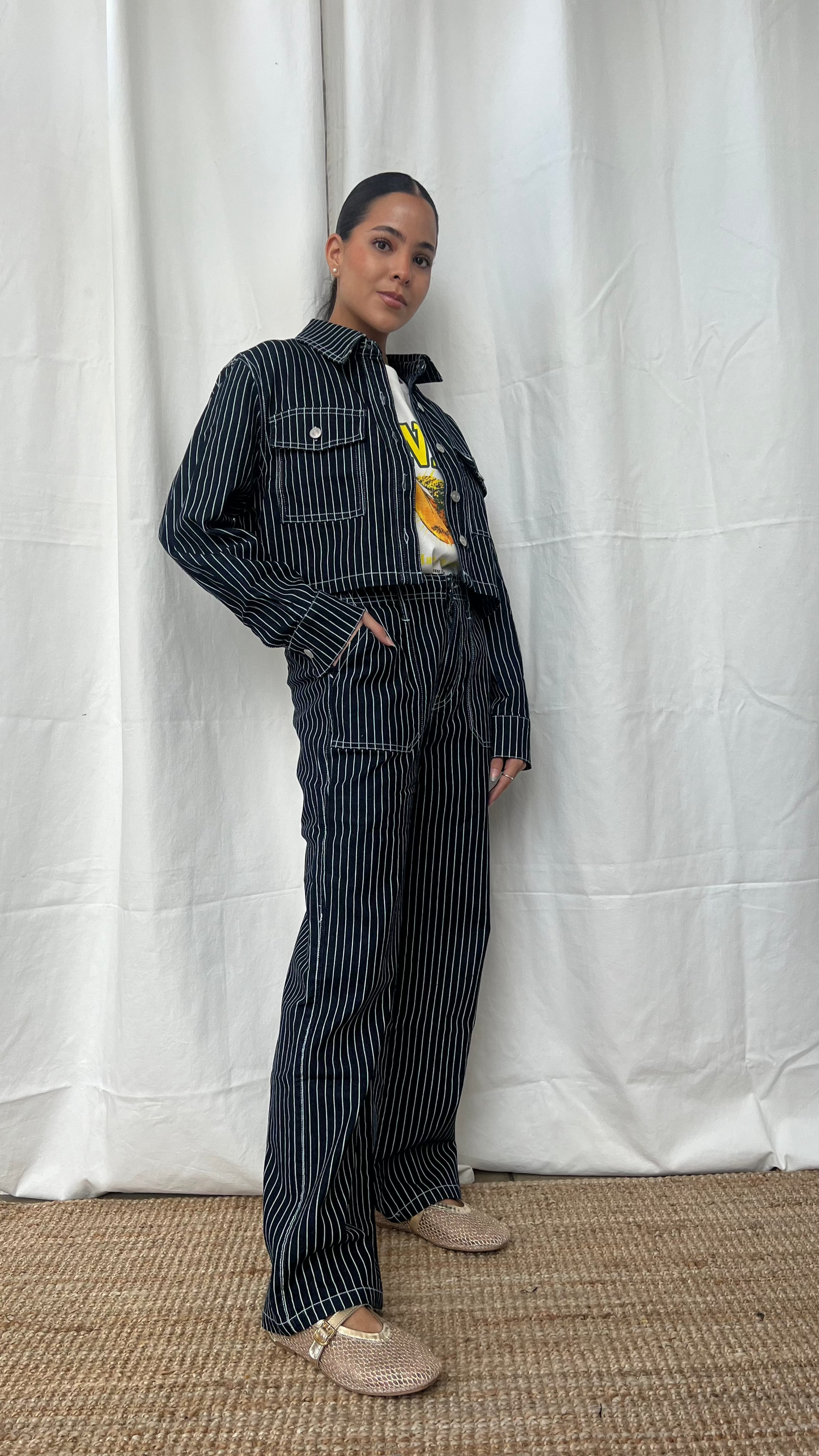 Chamarra denim a lineas azul y blanco