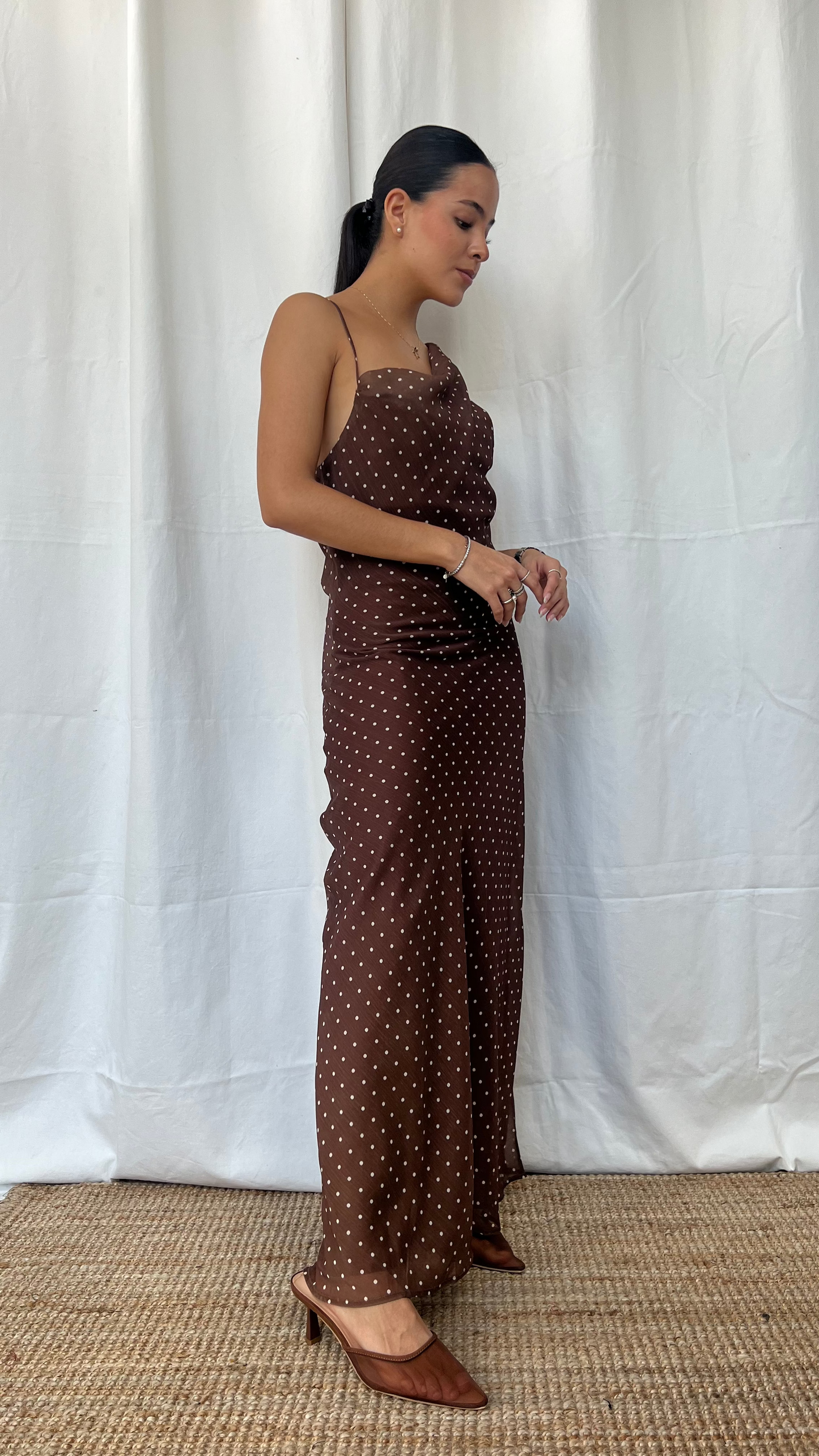 Vestido polka dots café