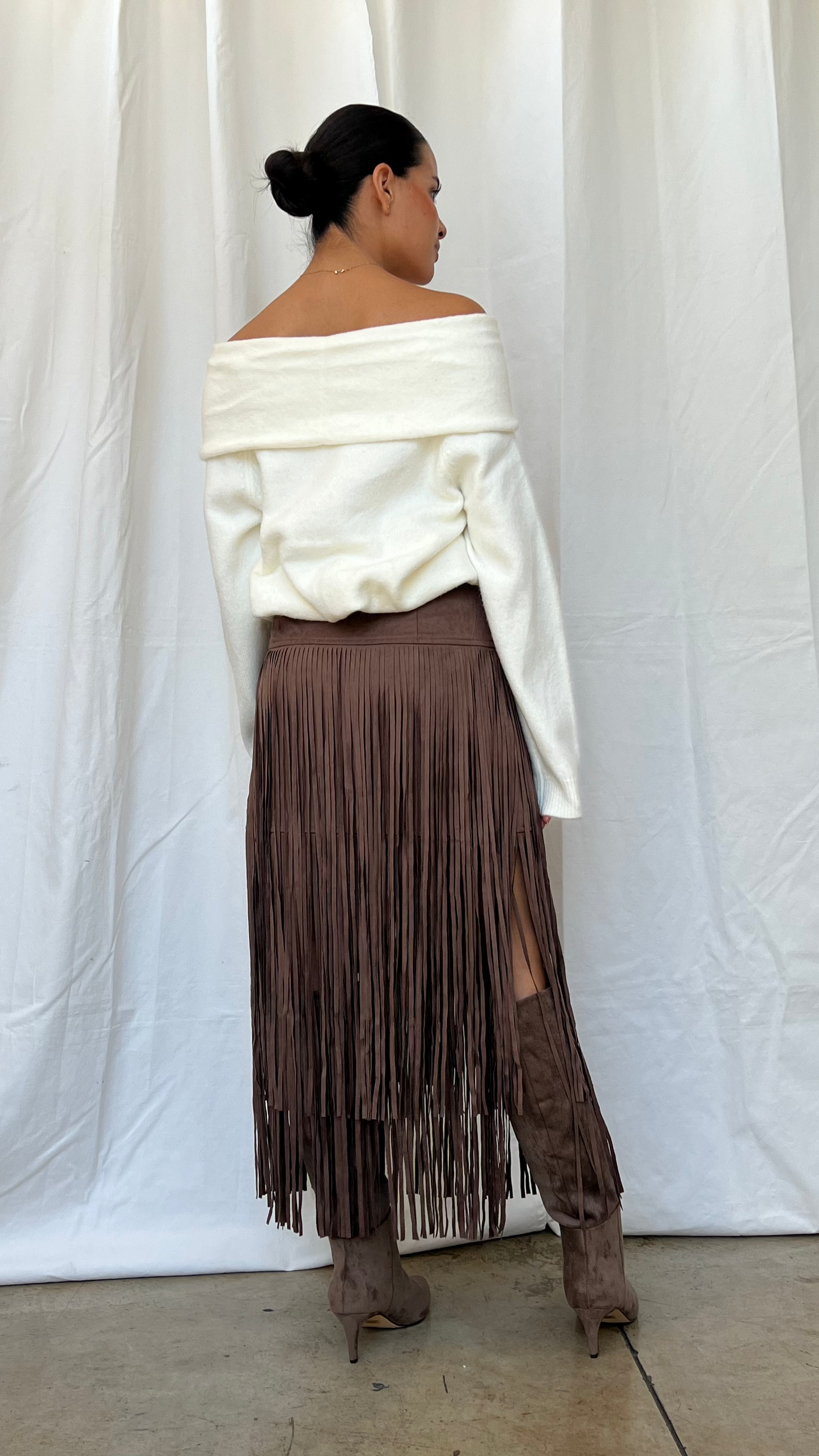 Suéter off shoulder blanco