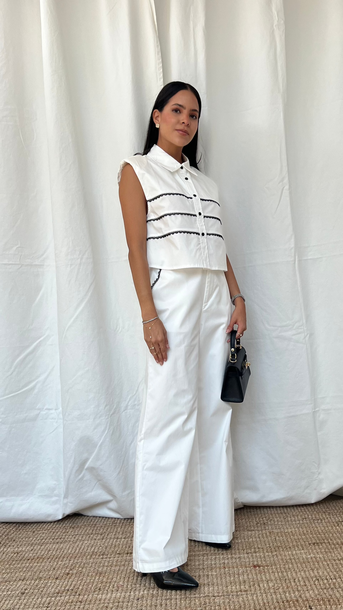 Set de blusa y pantalón blanco y negro
