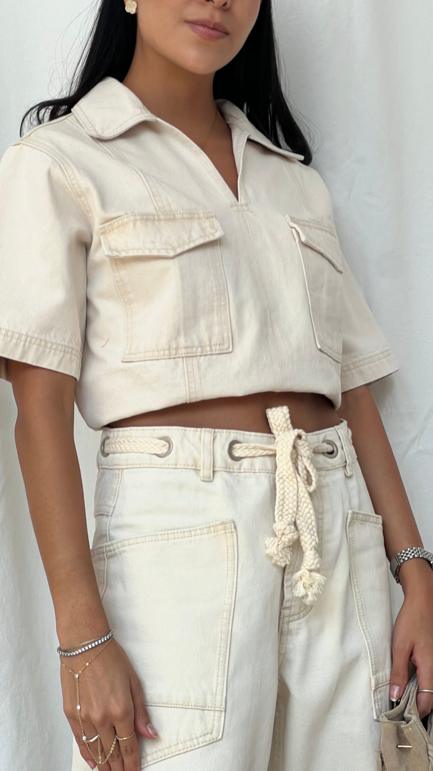 Set de top y pantalón denim en beige