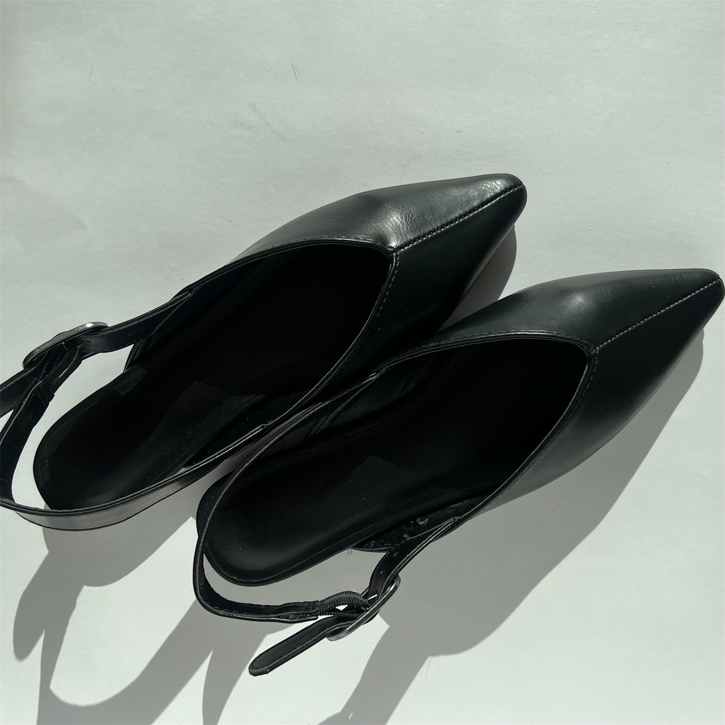 Flats Black