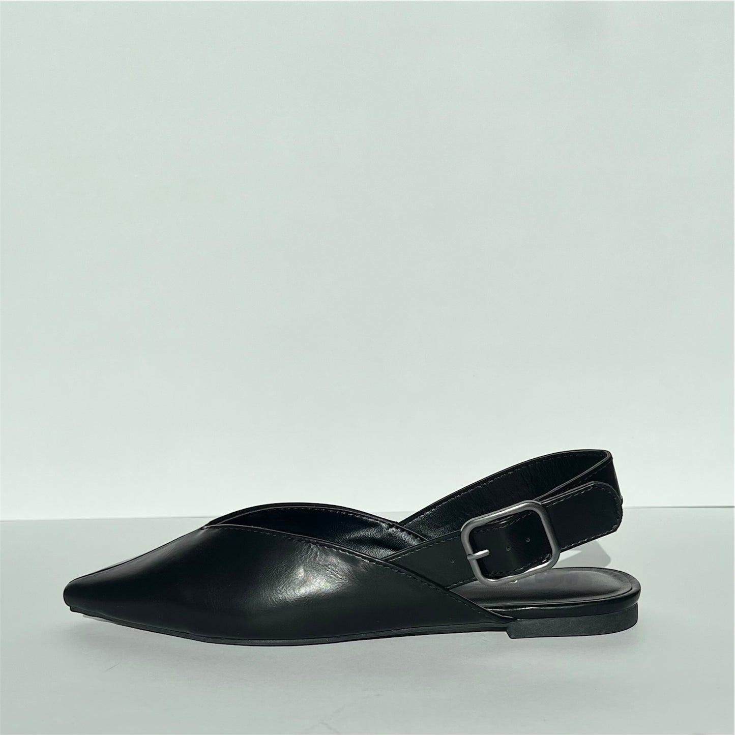Flats Black