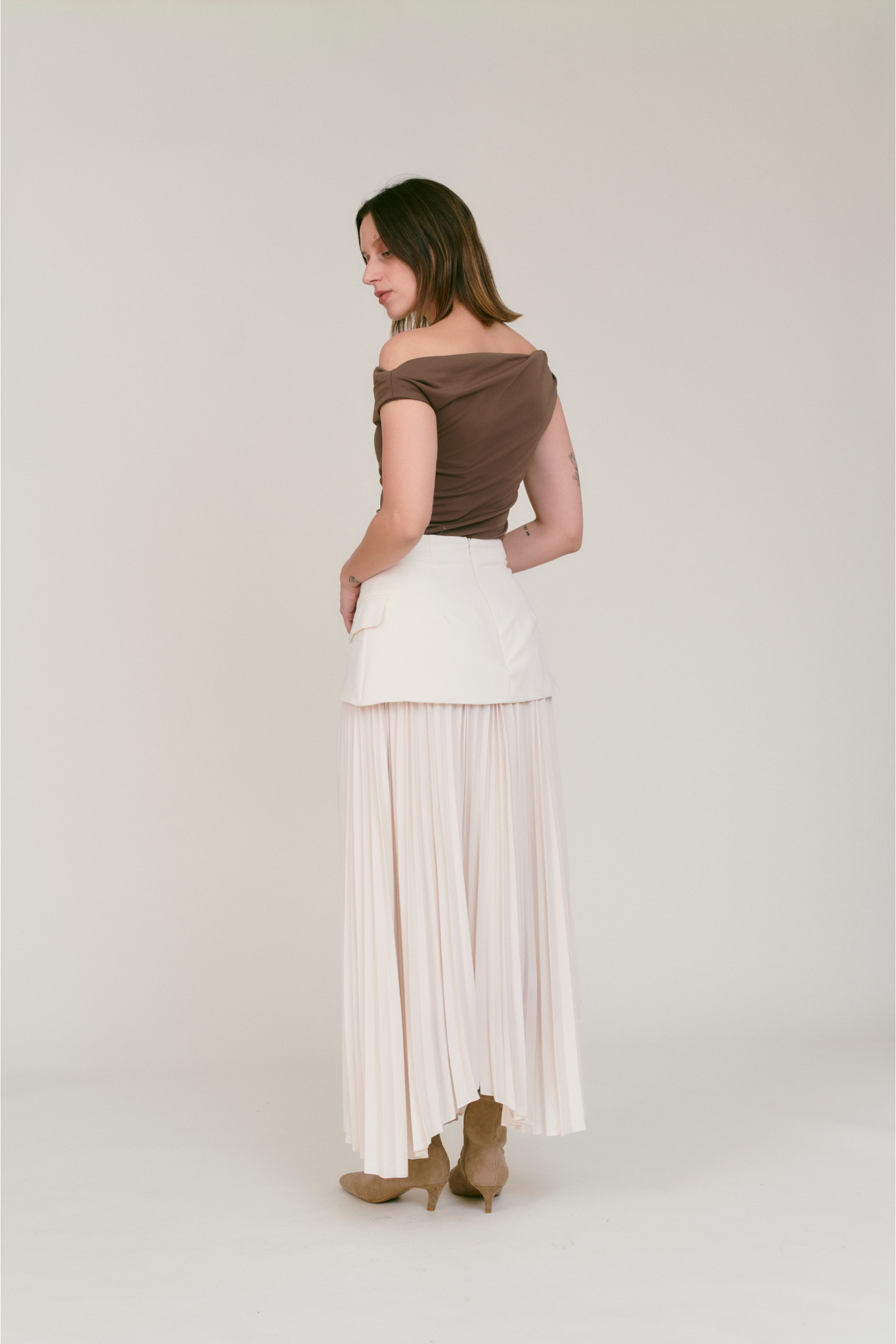 BLUSA ASIMETRICA MOCHA