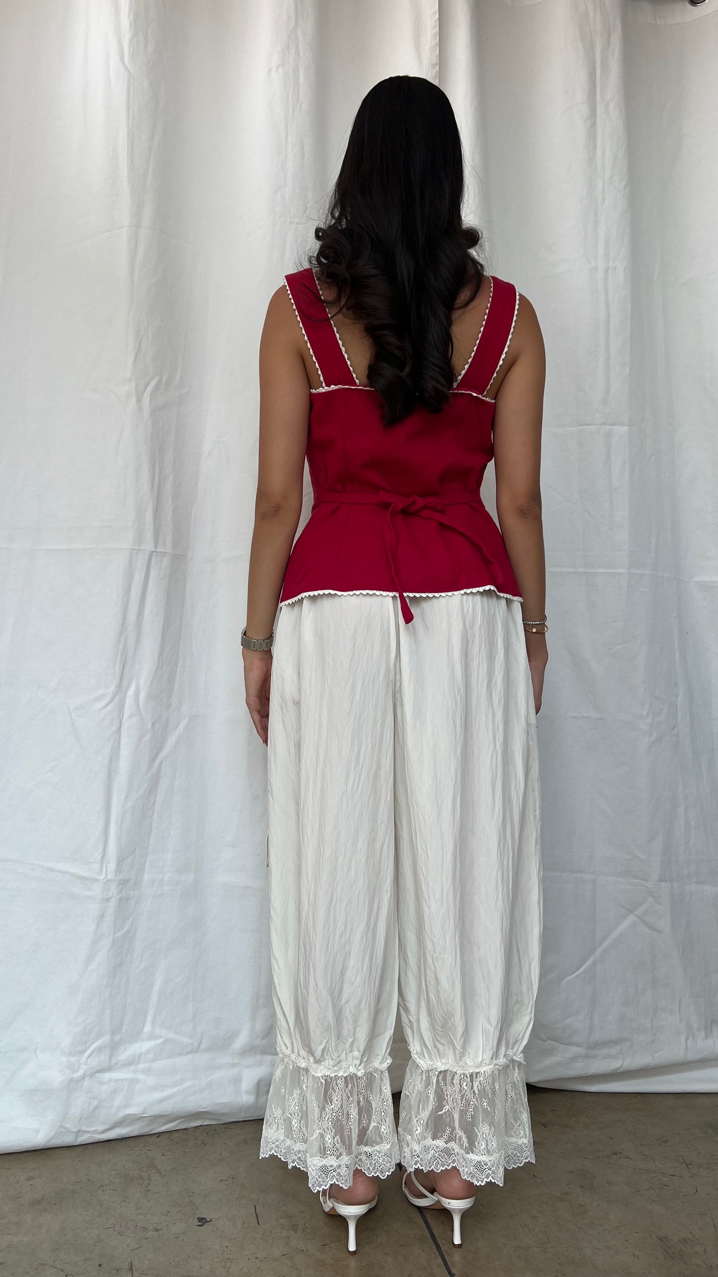 Pantalón detalle encaje