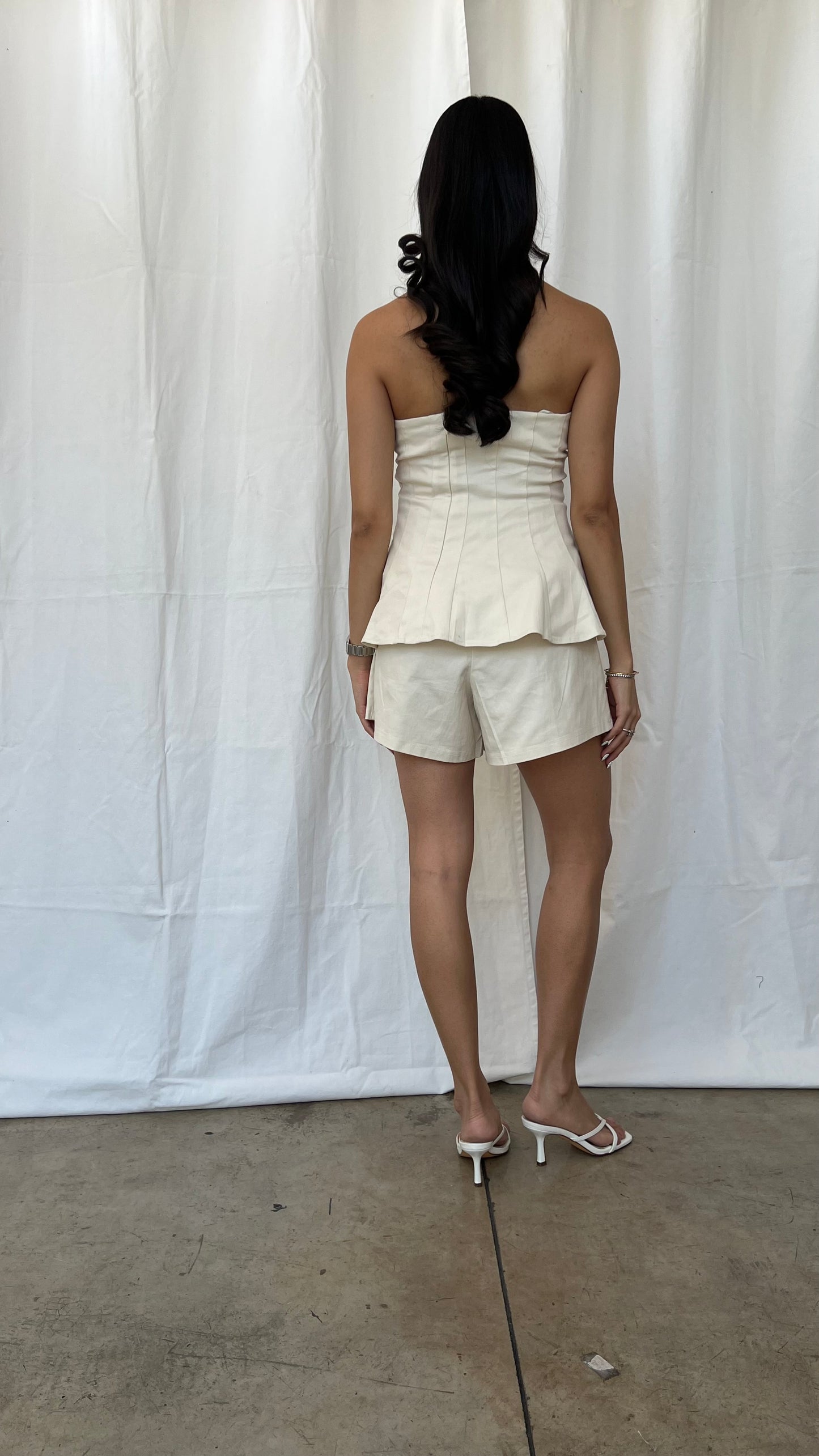 Set crema short