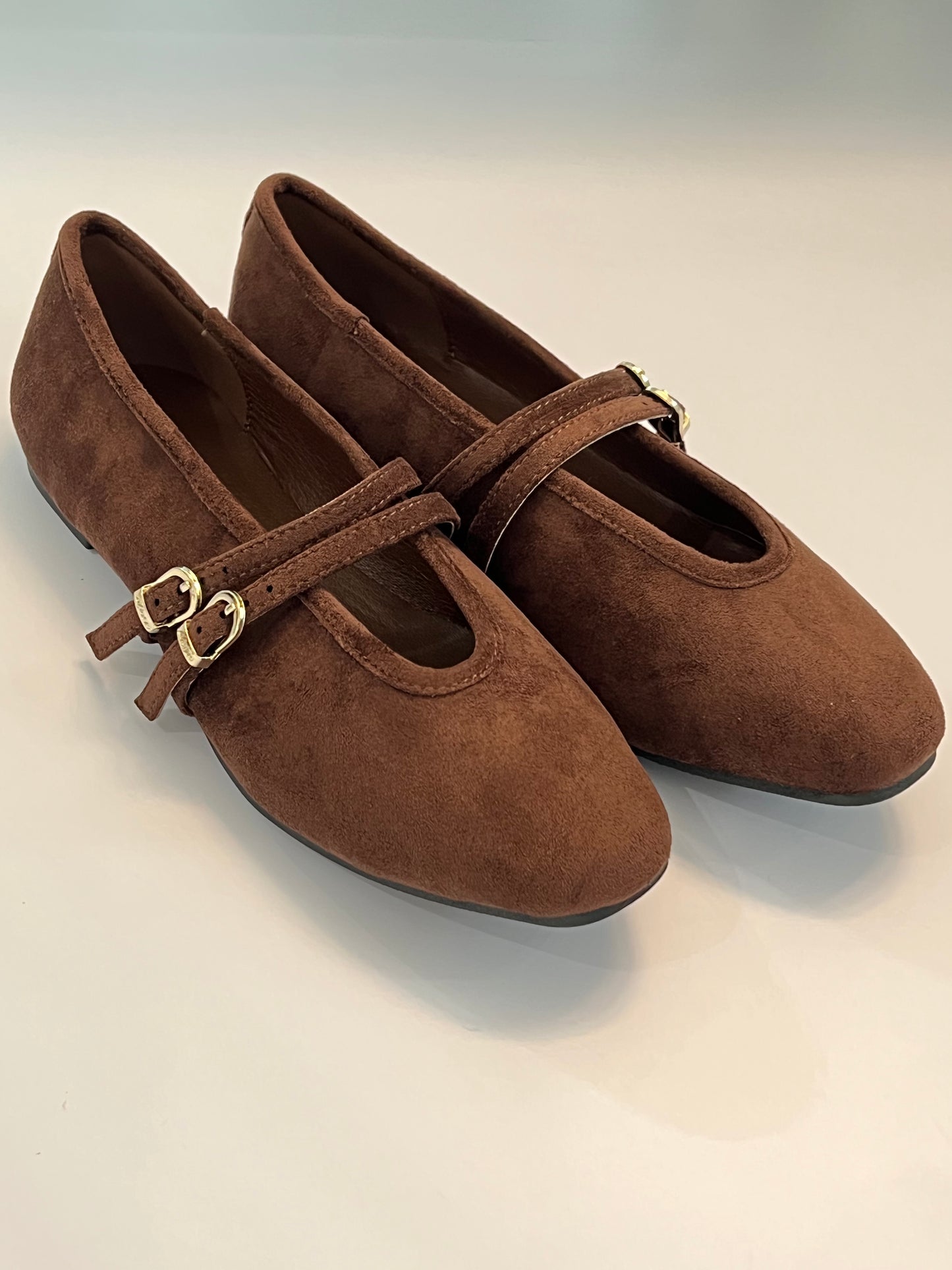 Flats chocolate