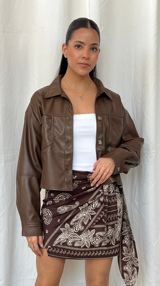 Chamarra tipo piel café