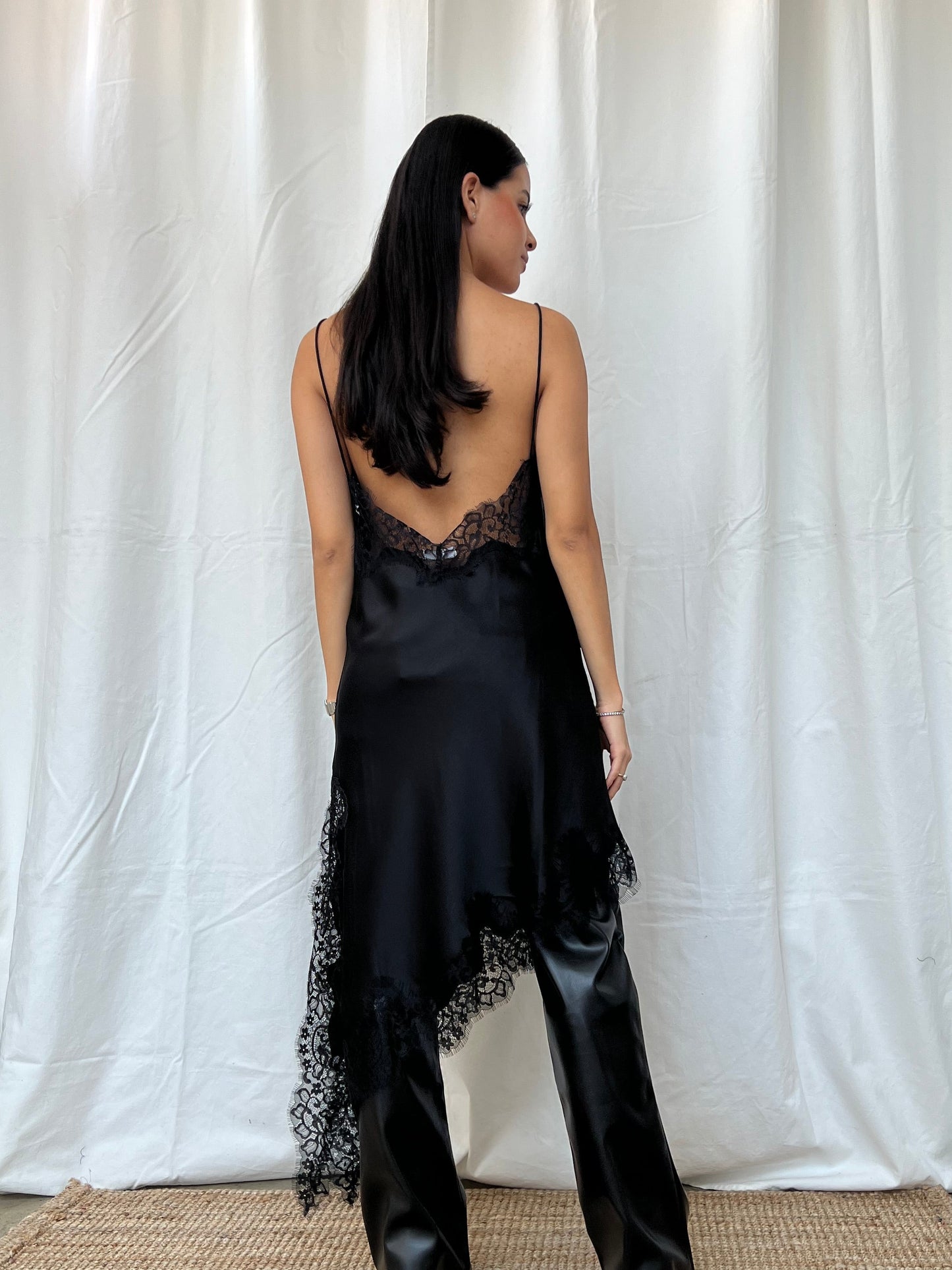 Vestido satin encaje