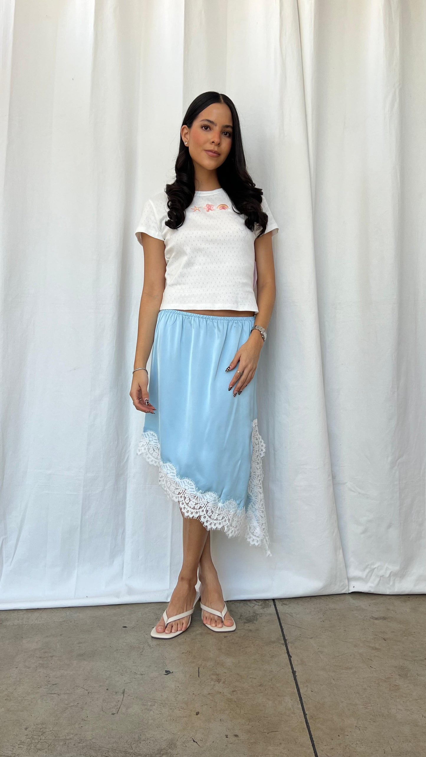 Falda encaje azul