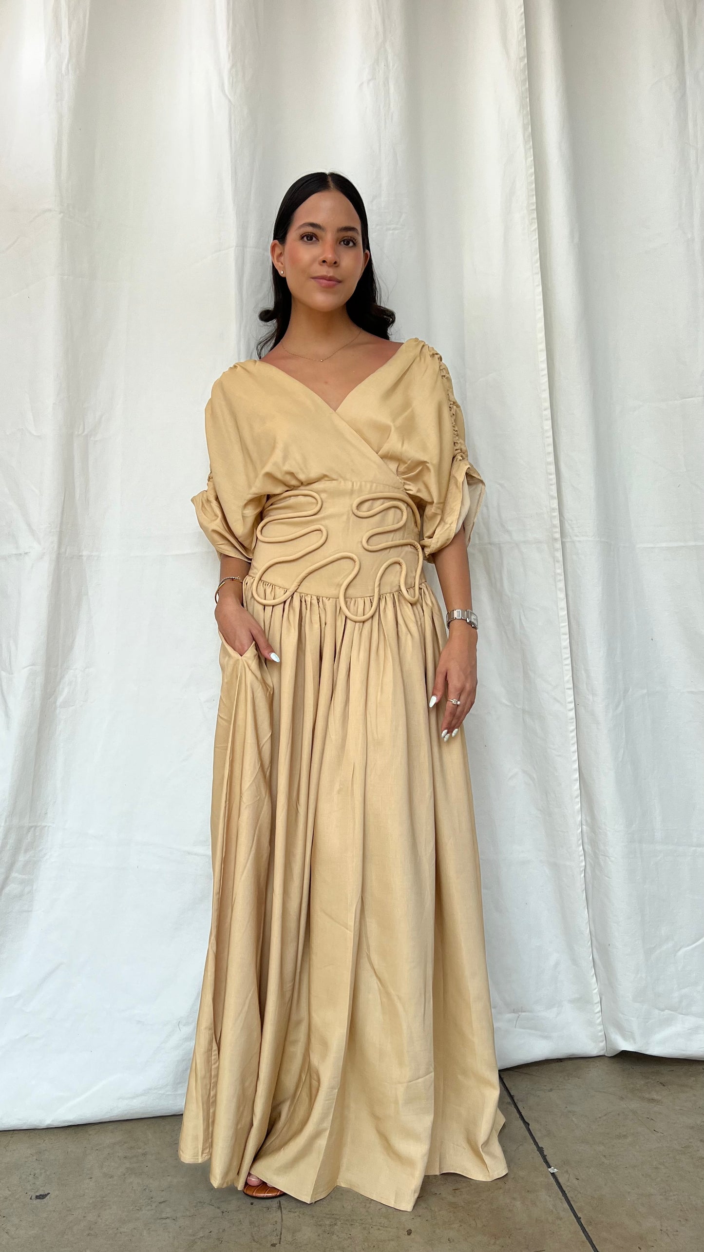Vestido detalle cintura