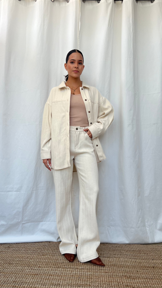 Jeans tipo pana en beige