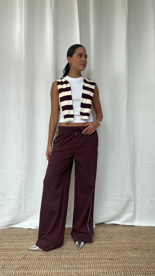 Pantalón a rayas burgandy