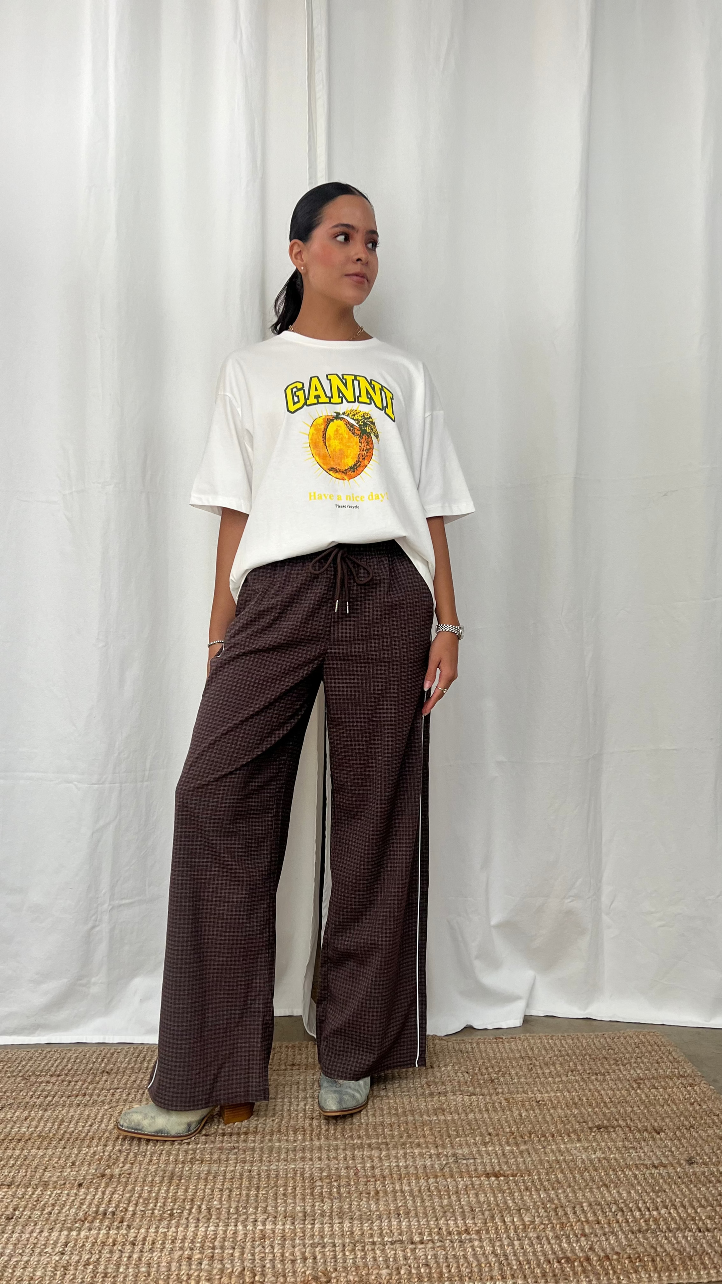 Pantalón a rayas café