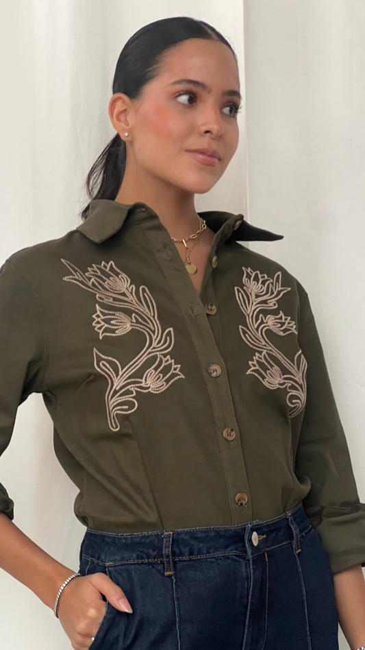 Blusa diseño flores green
