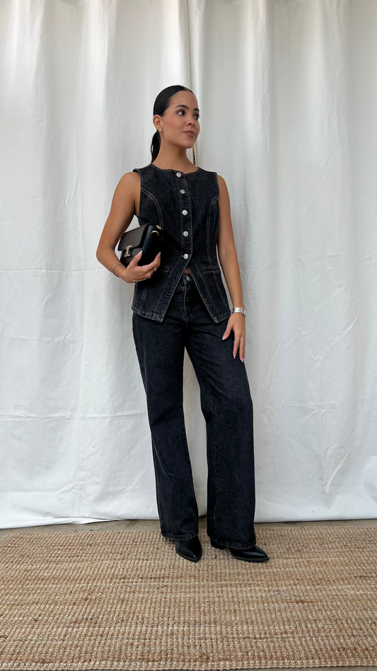 Pantalón dark denim recto
