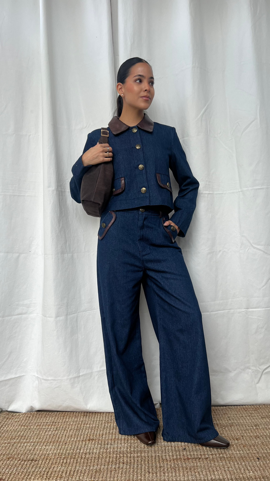 Jeans recto denim dark detalles dorados
