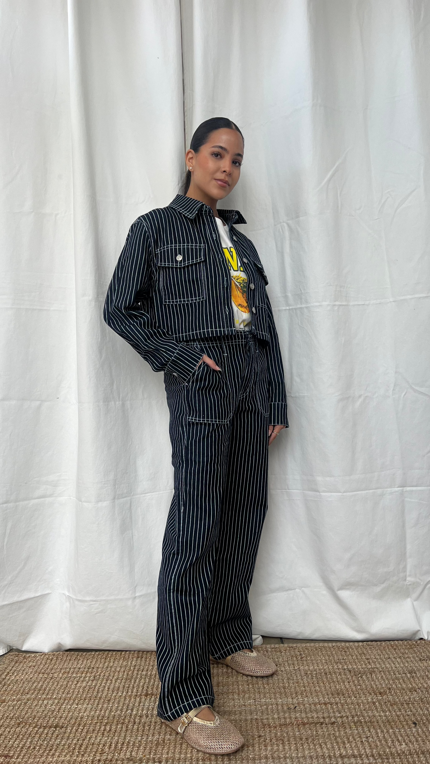 Chamarra denim a lineas azul y blanco