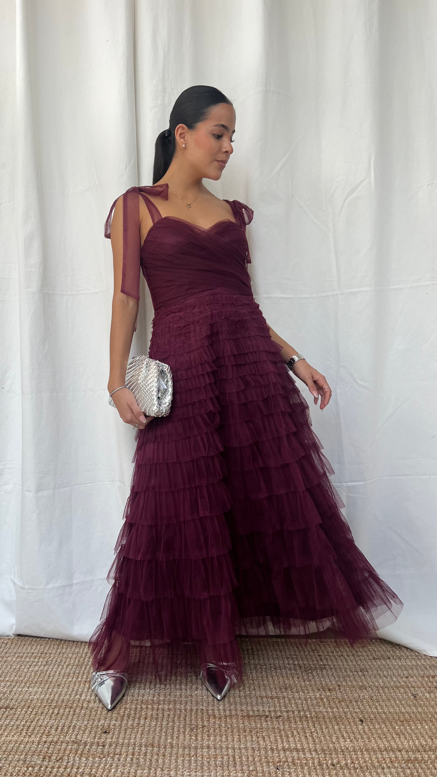 Vestido maxi efecto drapeado en tinto