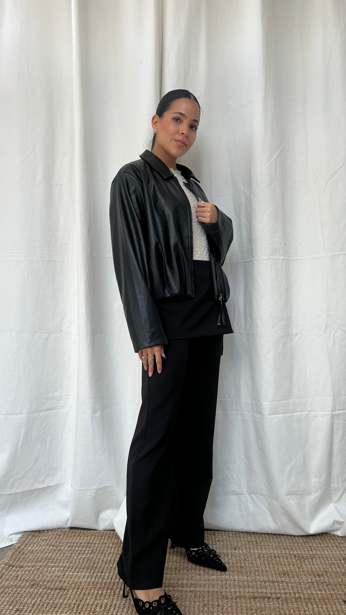 Chamarra vinipiel tipo bomber black