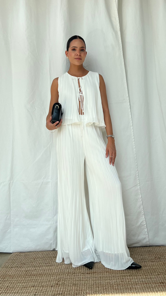 Set plisado en blanco